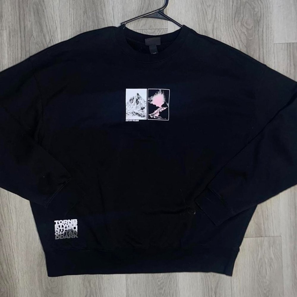 H&M Men's Black Sweatshirt